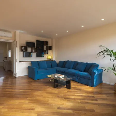 Santa Croce Breath-taking Penthouse * Floransa