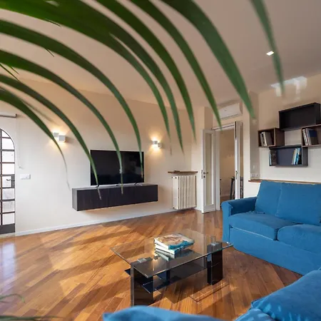 Santa Croce Breath-taking Penthouse Daire Floransa
